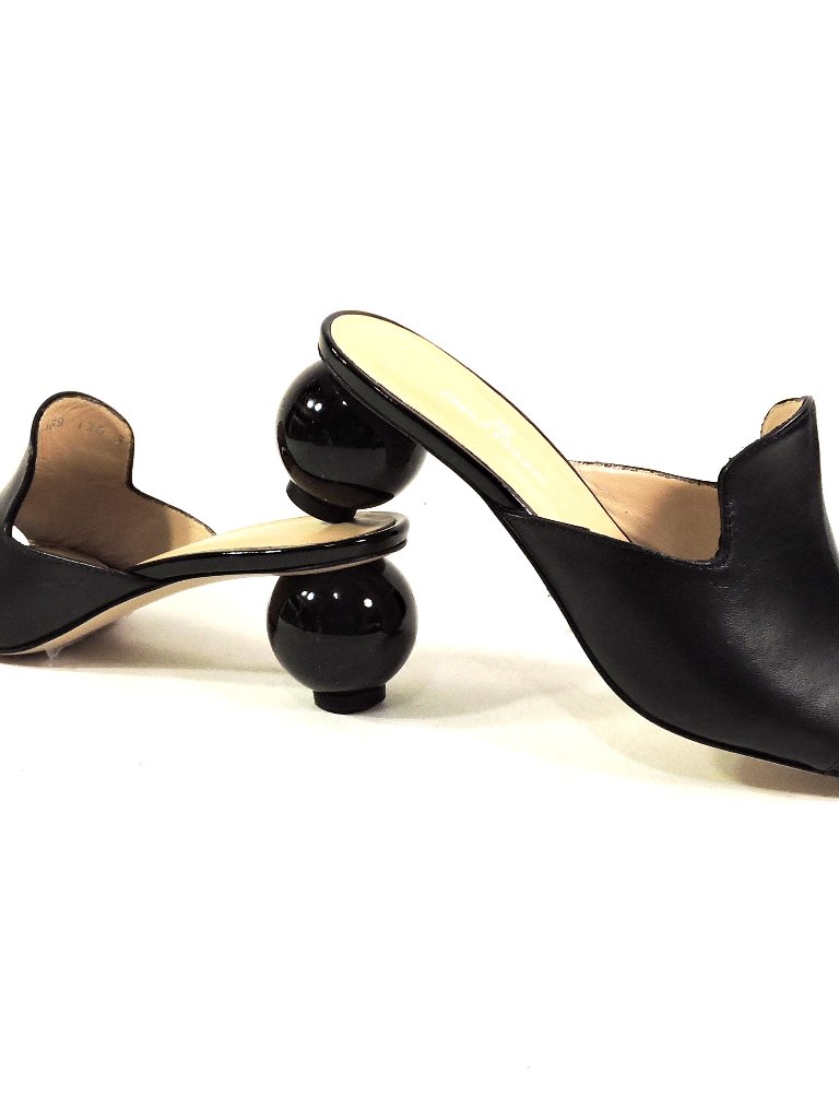 Paola Fabiani Women's Black Soft Leather Comfort Summer Mules